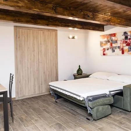 Apartament Artisti Neapol